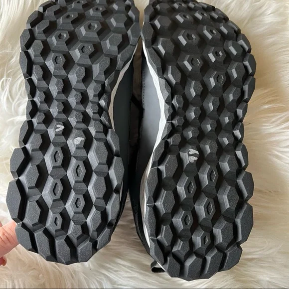 NEW BALANCE Men's Fresh Foam 1350 V1 Walking Shoe - Picture 6 of 13